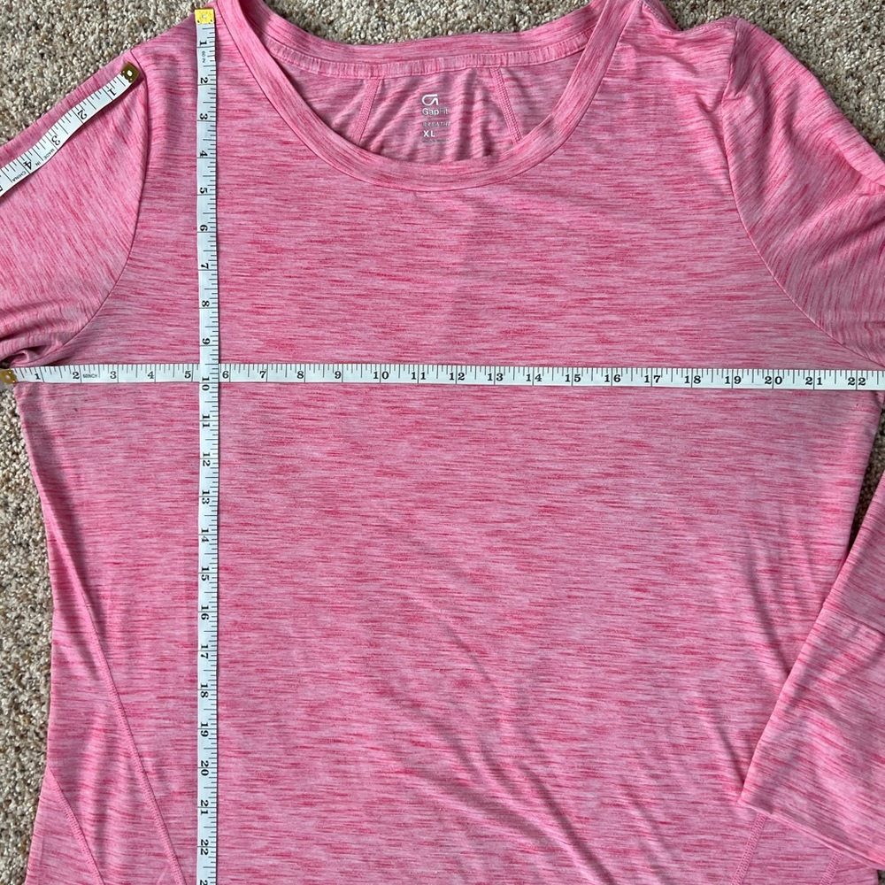 GapFit Breathe Long Sleeve Athleisure Workout Top.  Pink Marbled Size XL. - Picture 3 of 9